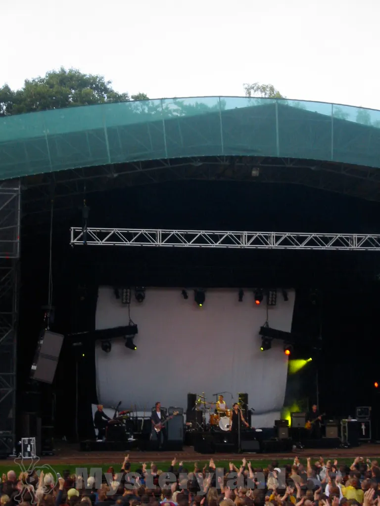 Dave Gahan auf der Bühne der Freilichtbühne im Hamburger Stadtpark