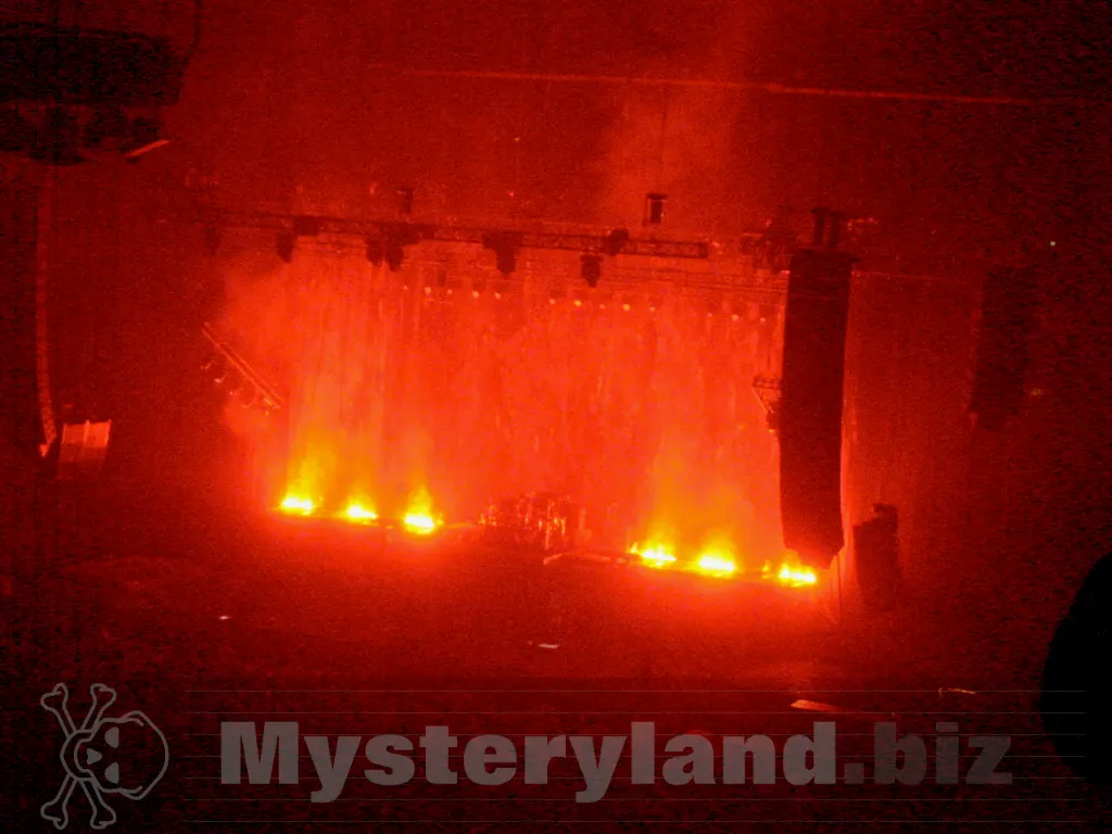 Rammstein live vor dem Publikum in der Westfalenhalle